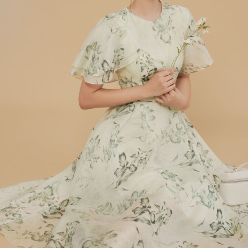 Elegant Floral Light Mint Dress Assymmetric Sleeve
